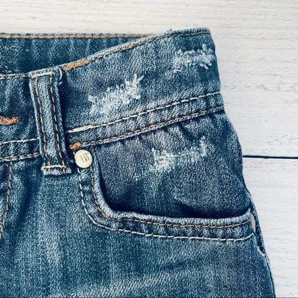 !It Jeans Girls Distressed Denim Shorts Size 5 - Picture 3 of 8